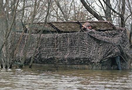 Avery Quick-Set Boat Blind 14-16 Feet (Multiple Camo Options)